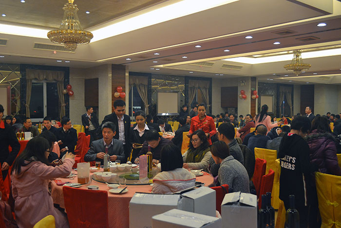 运动现场人气爆棚-座无虚席