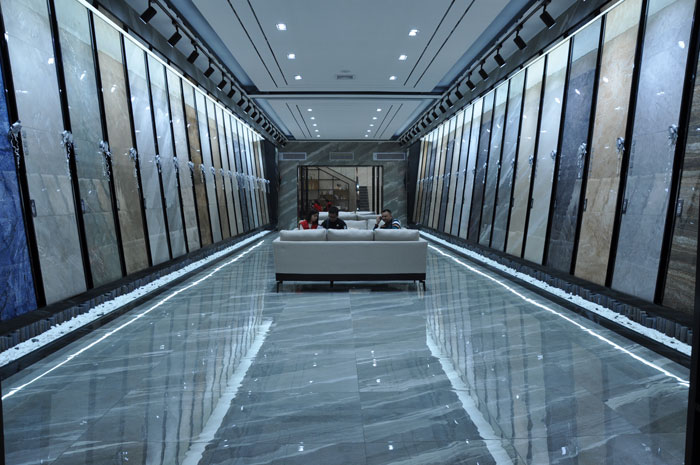 “一带一起  设计营销”，，，，，，，与O2O零售新模式携手，，，，，，，2017年，，，，，，，永利中国将勇往直前，，，，，，，开拓新战。。。。。